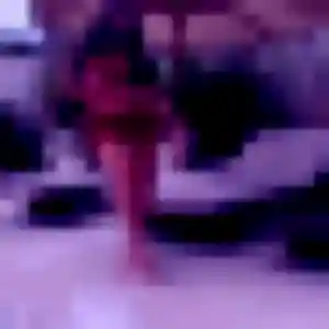 Contacte Raphaelle, 30 ans à Acigné en privé