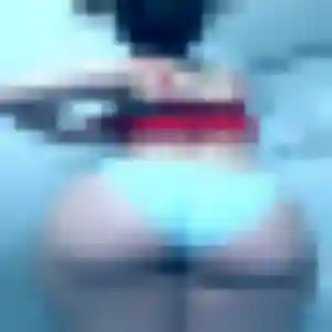 Photo de Clotilde à Acq (38 ans) - plan cul discret