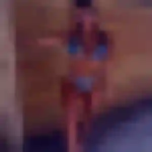 Kim de Alairac, 24 ans - plan cul discret