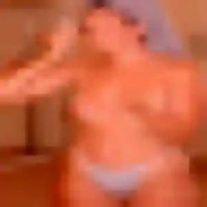Bettina de Albefeuille-Lagarde, 43 ans - plan cul discret