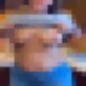 Corinne, 25 ans, connectée à Ames pour une rencontre coquine