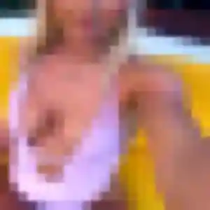 Martine, 29 ans, disponible à Amilly pour un plan cul