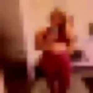 Rencontre Adele, 41 ans à Ansac-sur-Vienne en privé