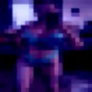 Whitney, 40 ans, en ligne à Arnouville-lès-Mantes pour une rencontre coquine