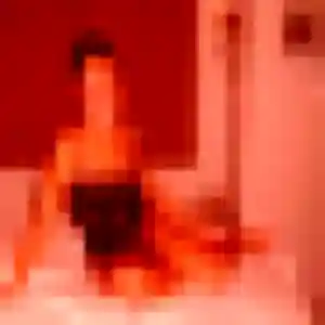 Amira, 25 ans, dispo pour plan cul à Arros-de-Nay