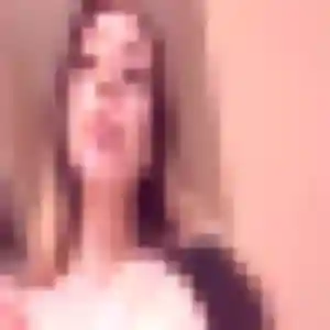 Oriane, 42 ans, disponible à Ars-sur-Moselle pour un plan cul