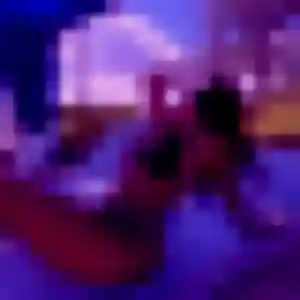 Rym, 27 ans, connectée à Athis pour une rencontre coquine