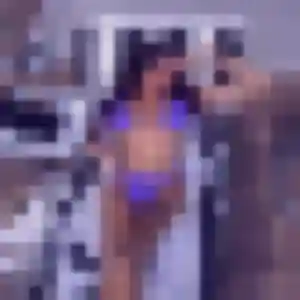 Alix, 41 ans, en ligne à Aubas pour une rencontre coquine