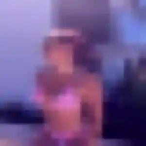 Chloe, 23 ans, disponible à Aujargues pour une rencontre coquine