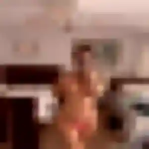 plan cul à Aurec-sur-Loire : photo de Wanda, 29 ans - sans engagement
