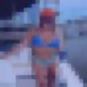 Geneve, 33 ans, disponible à Aureille pour une rencontre coquine