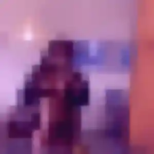 Armelle, 43 ans, en ligne à Autouillet pour une rencontre coquine