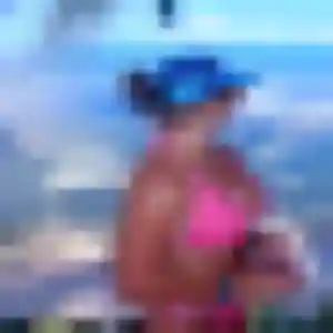 Découvre Lina, 26 ans à Avranches en privé