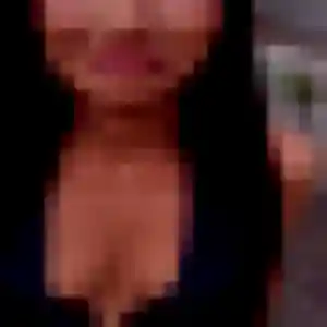 Photo perso de Alessandra, 22 ans à Avrechy - rencontre sans lendemain