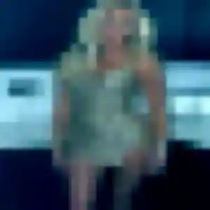 Lena, 22 ans, connectée à Baccon pour une rencontre coquine