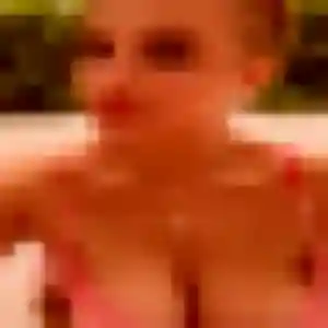 Zina de Baccon, 23 ans - plan cul sans prise de tête