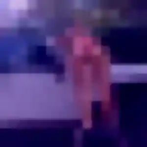 Manon, 24 ans, connectée à Bacilly pour une rencontre coquine