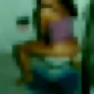 Gwenaelle, 42 ans, en ligne à Badonviller pour un plan cul