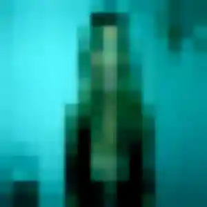 Contacte Ulrike, 22 ans à Baix en privé