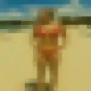 Erika (25 ans) à Balleroy-sur-Drôme cherche une rencontre aujourd'hui