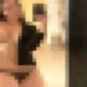 Photo privée de Emmanuelle, 45 ans à Bandol - plan discret