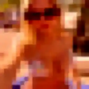 Photo exclusive de Emeraude, 24 ans à Beaumes-de-Venise - plan discret