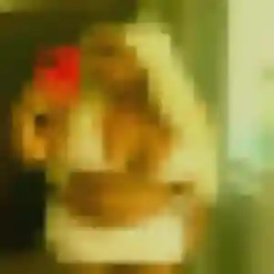 Contacte Karine, 26 ans à Beauvoir-sur-Niort en privé