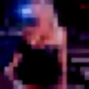 Charmante Malika, 38 ans à Bécon-les-Granits - découvrir son profil