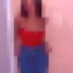 Marie-Christine (23 ans) à Belgentier cherche une rencontre ce soir