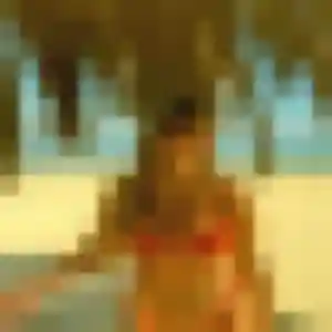 Samantha, 35 ans, en ligne à Belgodère pour une rencontre coquine