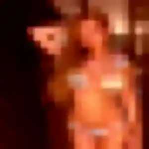 Yannick, fille de 28 ans cherche plan cul à Berd'huis