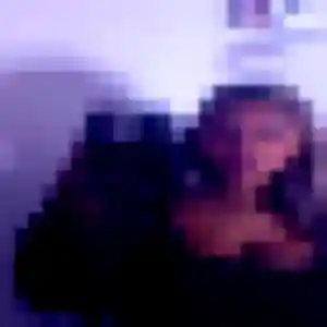 Ninon de Berric, 27 ans - plan cul sans prise de tête