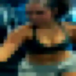 Découvre Fatima, 26 ans à Bertincourt en privé