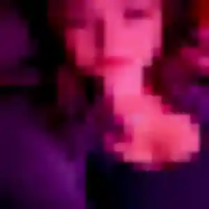 Benedicte, 24 ans, en ligne à Berzé-la-Ville pour un plan cul