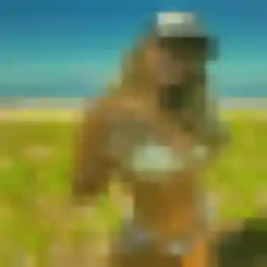 Nelly de Bizanet, 23 ans - plan cul discret