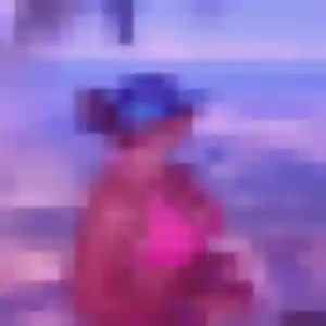 Sibylle, 37 ans, connectée à Bloye pour une rencontre coquine