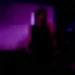 Rejoins Lola, 29 ans à Boeschepe gratuitement