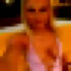 Photo de Rania à Boisné-La Tude (27 ans) - plan cul anonyme