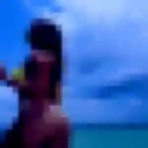 Jessica de Boisredon, 26 ans - plan cul discret