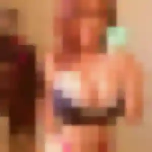 Faustine, femme de 34 ans propose plan cul à Boisseuil