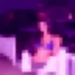 Anouk, femme de 42 ans cherche plan cul à Bonnieux