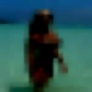 Charmante Deborah, 24 ans à Bonson - découvrir son profil