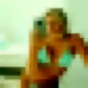 Samantha, femme de 22 ans veut plan cul à Bouchamps-lès-Craon