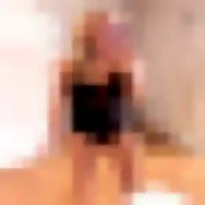 Adelaide, femme de 23 ans propose plan cul à Bourguignon