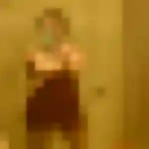 Anne-Sophie (27 ans) à Bourret cherche une rencontre rapidement