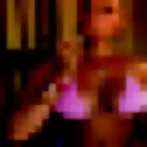 Photo de Adeline à Bouzel (24 ans) - plan cul gratuit