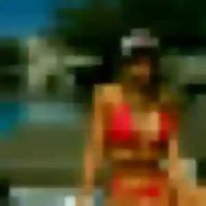 Irene, 22 ans, connectée à Brem-sur-Mer pour une rencontre coquine