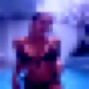Flore (39 ans) à Briis-sous-Forges cherche une rencontre ce soir