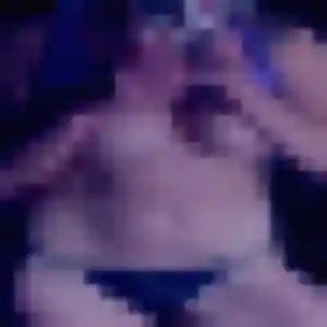 Azalee, 32 ans, disponible à Bruyères-et-Montbérault pour un plan cul