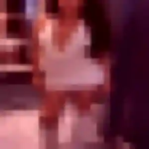 Solene, 27 ans, connectée à Bully pour une rencontre coquine